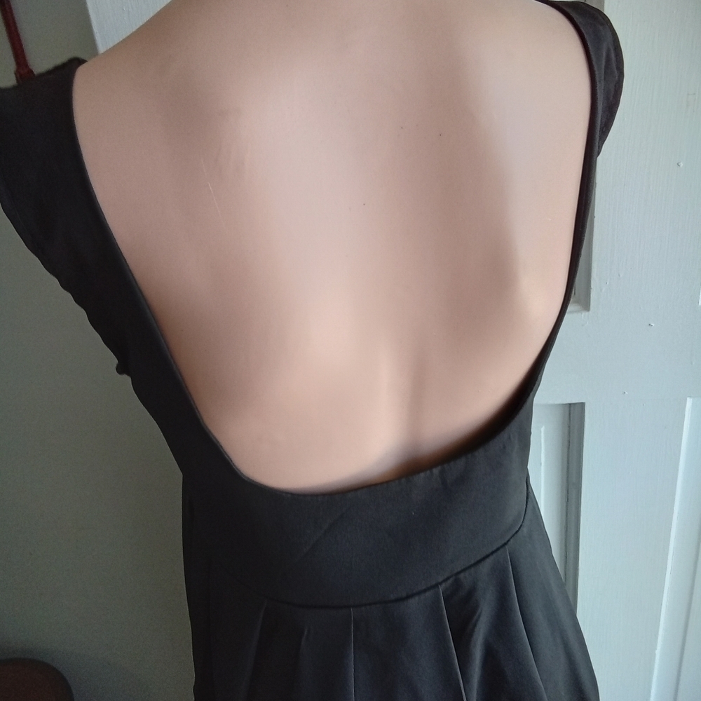 Elegant Black Women's Dress Size S Backless